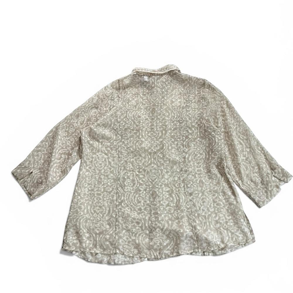 Chico's Beige Patterned Women’s Sheer Casual Button Down Shirt - 2(L) - Picture 3 of 10